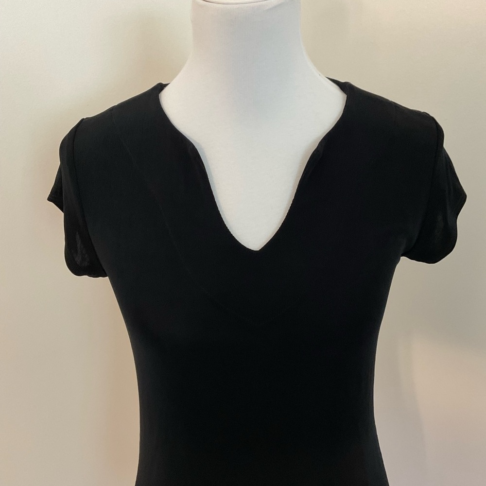 Chico's Travelers Elegant Black Short Sleeve Tee - Picture 2 of 6